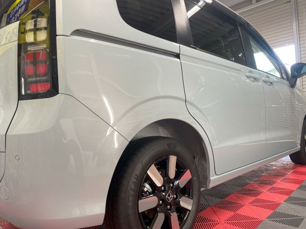 ホンダ　フリード　キーパーコーティング